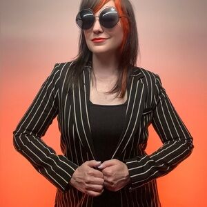 ABS ALLEN SCHWARTZ / Black & Cream Pinstripe Blazer / Size Small